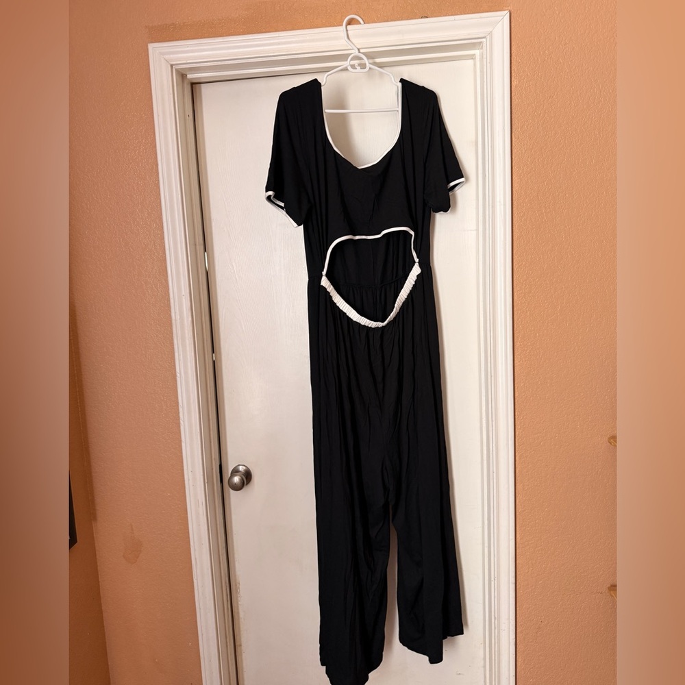 BloomChic Easy Peezy Square Neckline Contrast Poc… - image 7